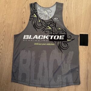 BLACK TOE SUGIO RUNNING SINGLET GREY & BLACK GRAPHIC MENS LARGE
